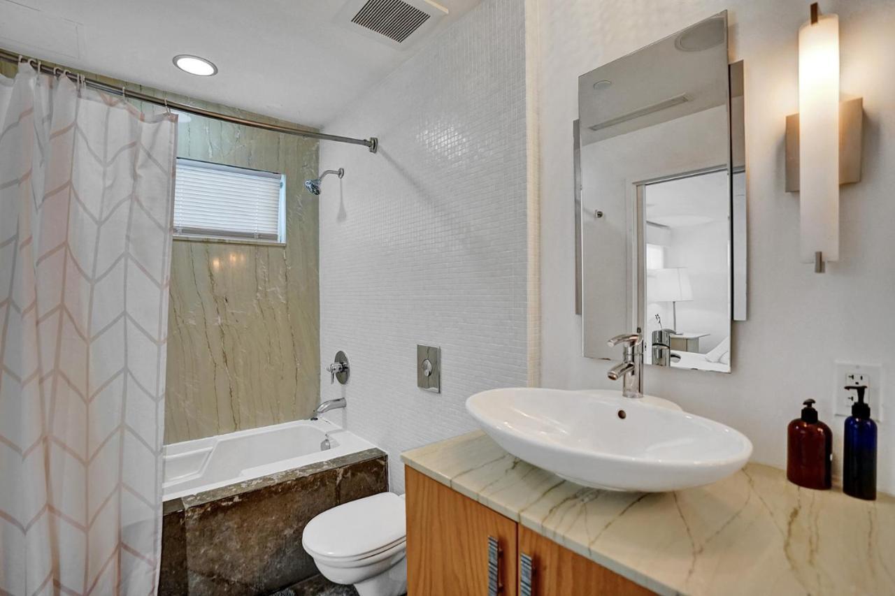Amazing Two Bedroom Apartments Ocean View- Miami Beach Dış mekan fotoğraf