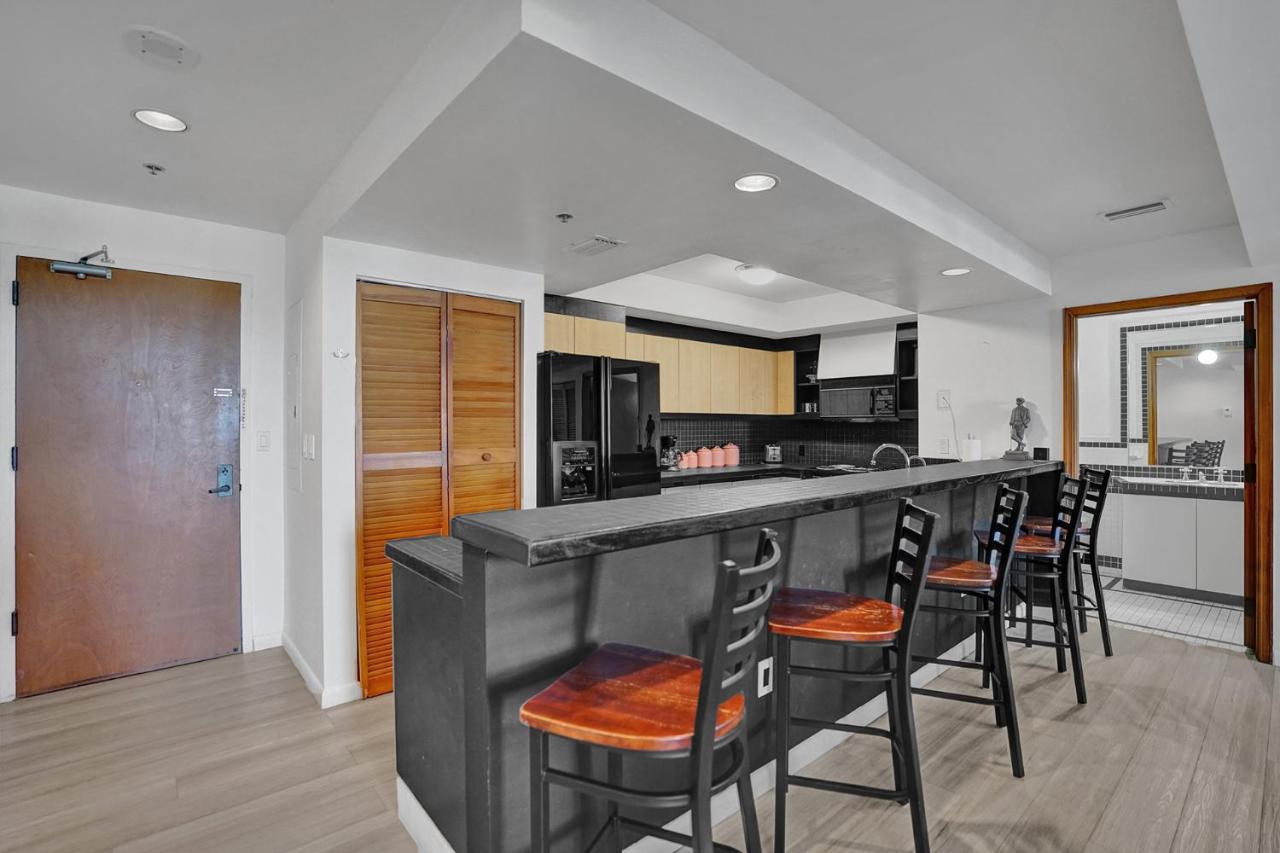 Amazing Two Bedroom Apartments Ocean View- Miami Beach Dış mekan fotoğraf